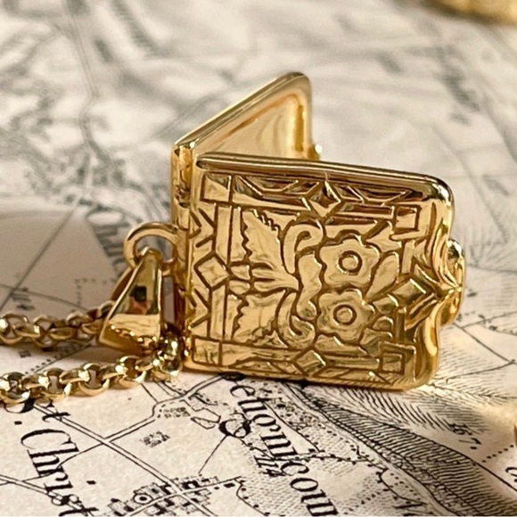 Gold plated open Pendant Necklace - Picture 4 of 4